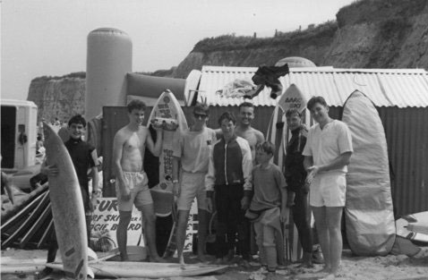 Joss Bay Surfers in the mid 1980s (Ken Bishop, Wes Baker, Pete De Goldfish Collard, Barnes and more...): Photo was taken by Paul Knowles.